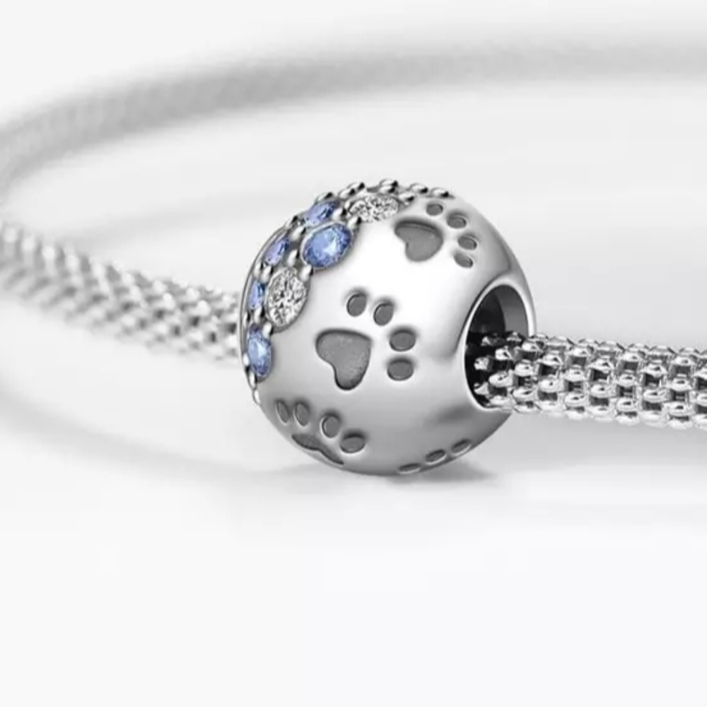 Pave paw print with crystals charm. - Picture 7 of 8